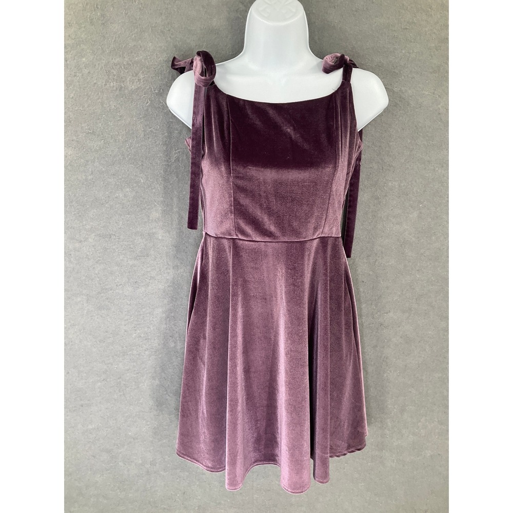 Trixxi Mini Dress Sz M Plum Purple Velvet Tie Shoulder Fairy Boho‎ Coquette